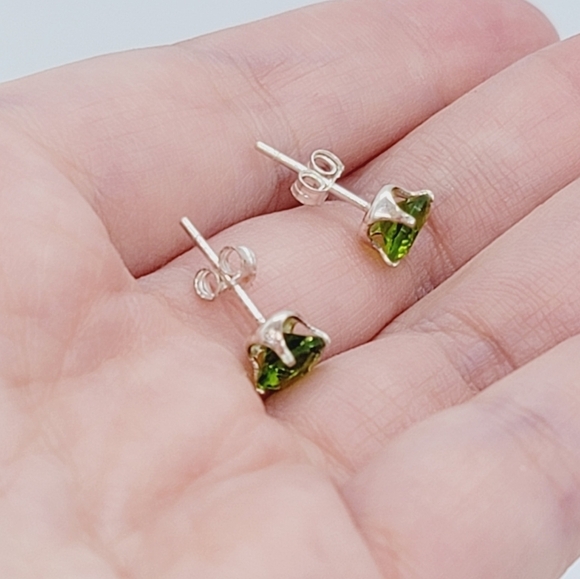 New Green CZ Earrings - Picture 2 of 6